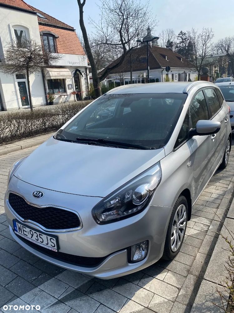 Kia Carens 1.6 GDI M - 15
