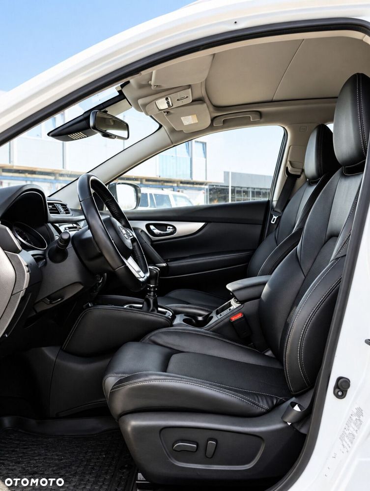 Nissan Qashqai 1.3 DIG-T Tekna - 19