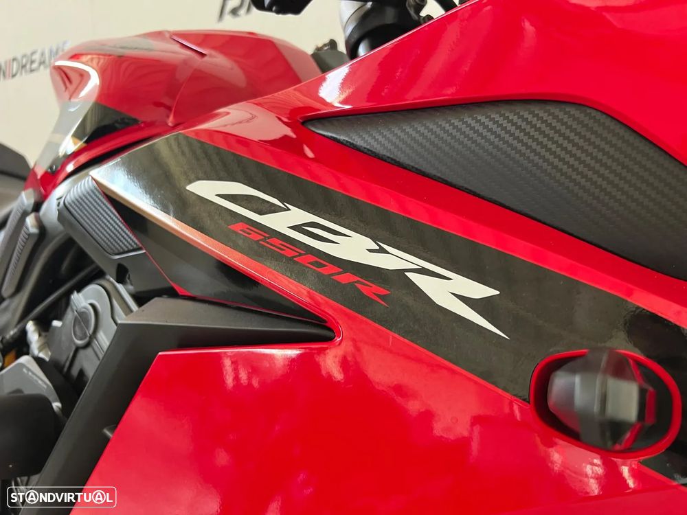 Honda CBR 650R - 6
