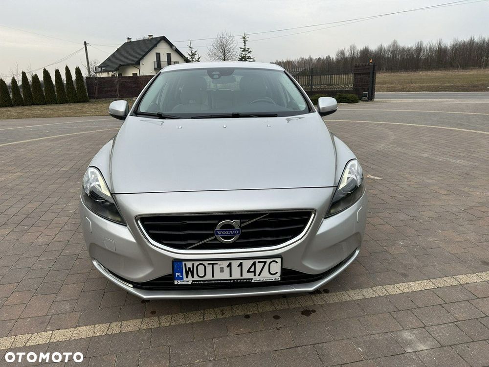 Volvo V40 - 2