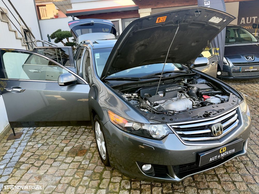 Honda Accord Tourer 2.2 i-DTEC Executive Navi E.Limitada - 32