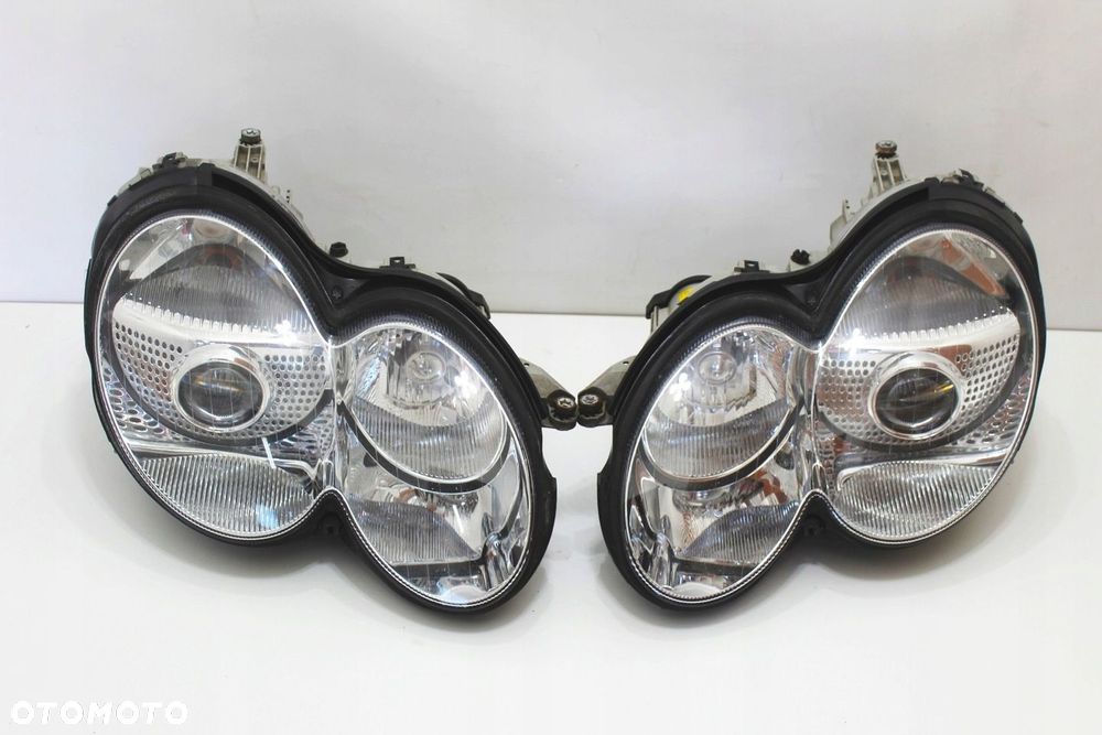 Reflektor prawy bi-xenon lampa prawa kpl OE Mercedes SL R230 W230 Europa - 12