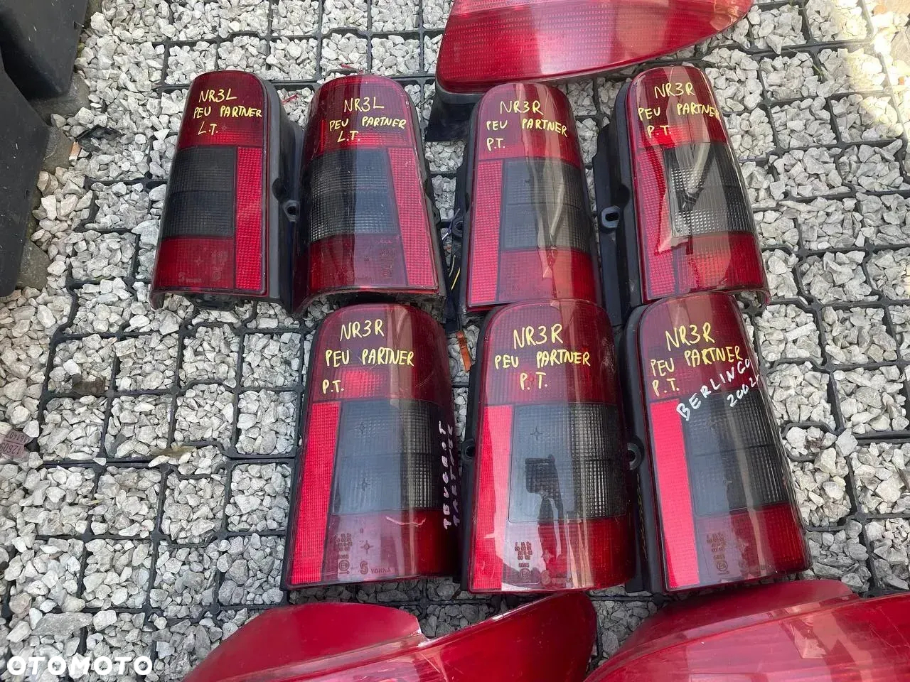 LAMPY TYŁ LEWE PRAWE PEUGEOT - 4