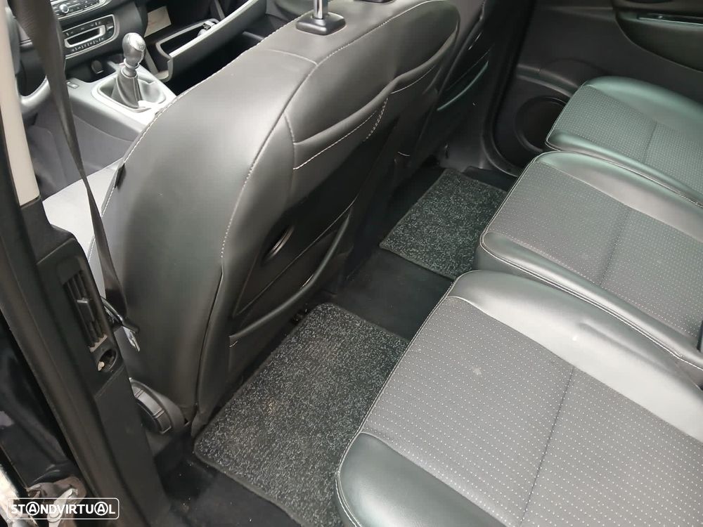 Renault Scénic 1.5 dCi Bose Edtion SS - 13