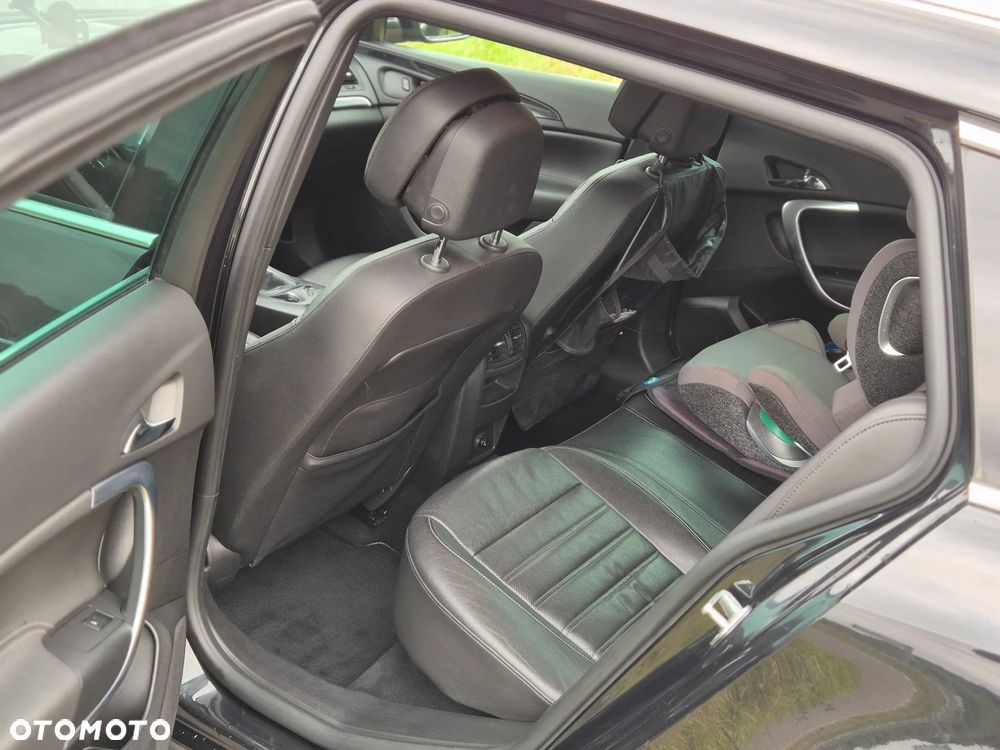 Opel Insignia CT 2.0 CDTI 4x4 S&S - 15
