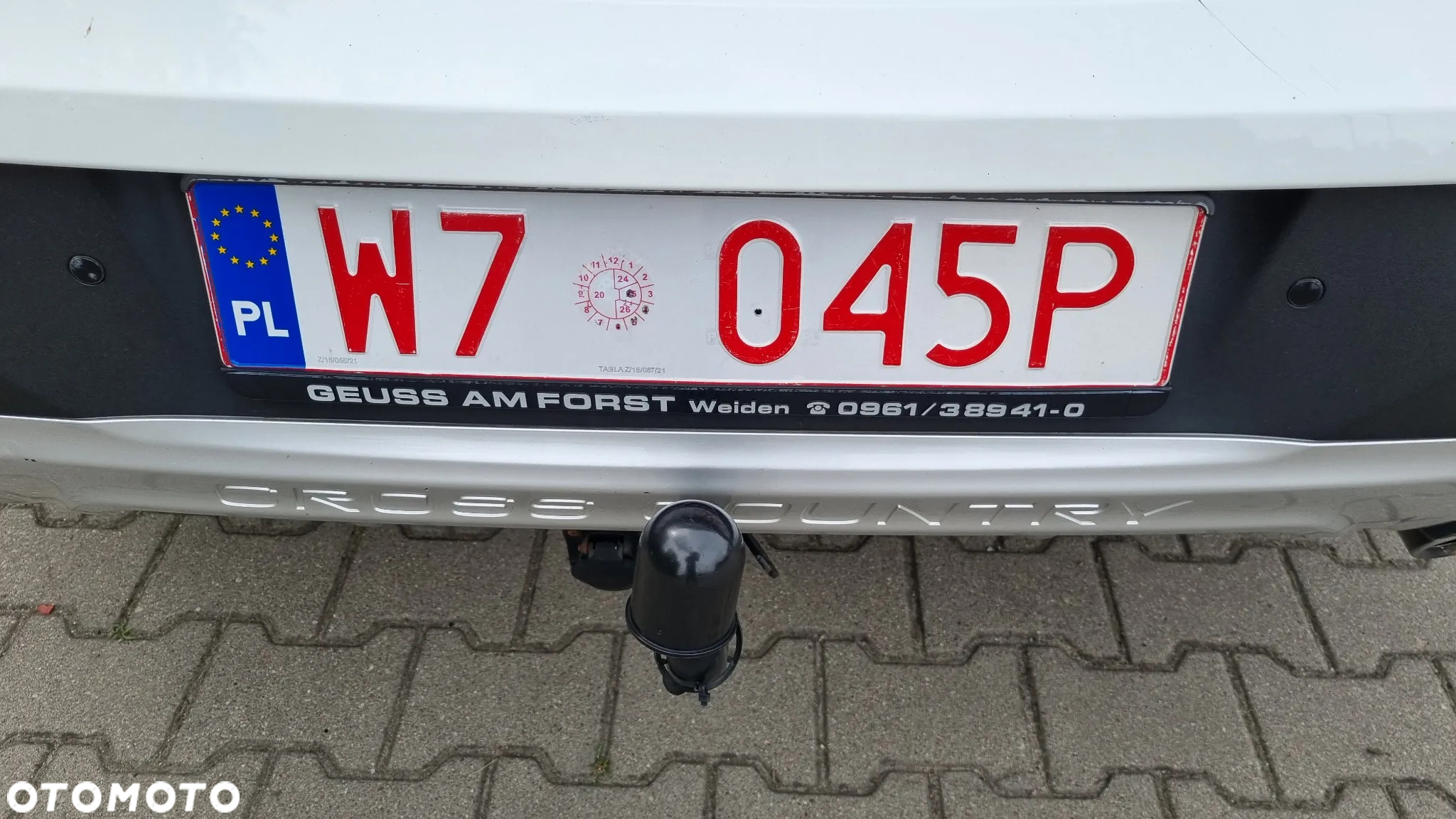 Volvo V40 Cross Country D3 Momentum - 7