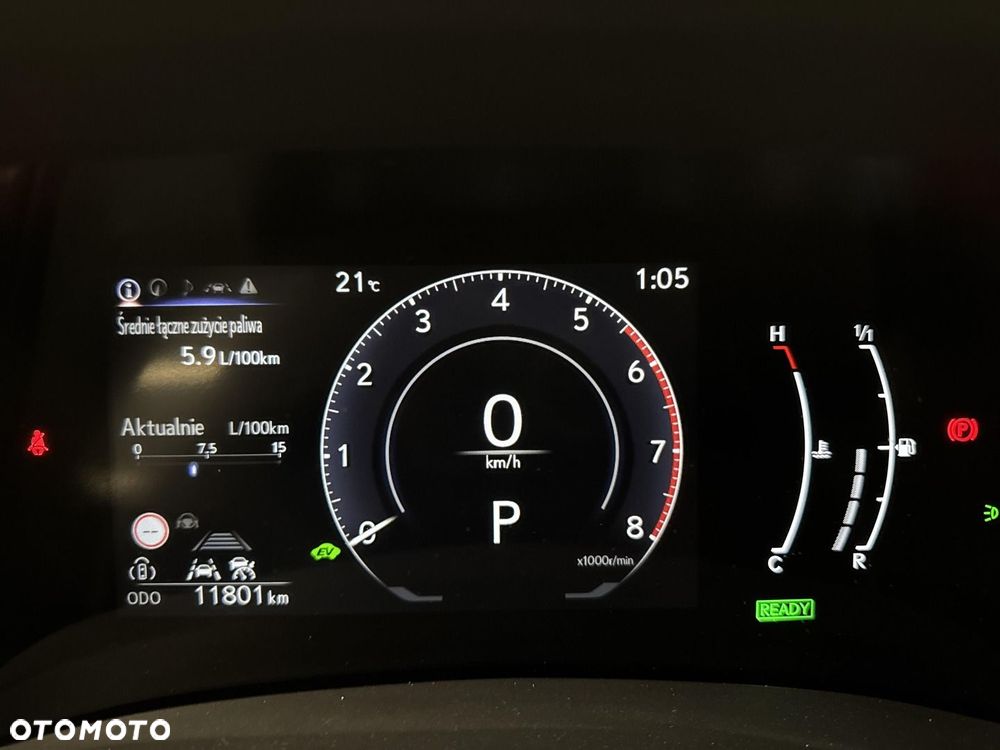 Lexus LBX 1.5 Hybrid - 18