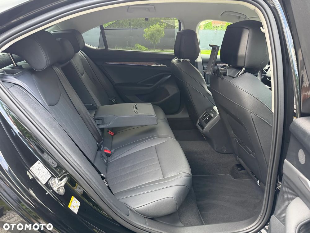 Skoda Superb 2.0 TDI SCR 4x4 L&K DSG - 15