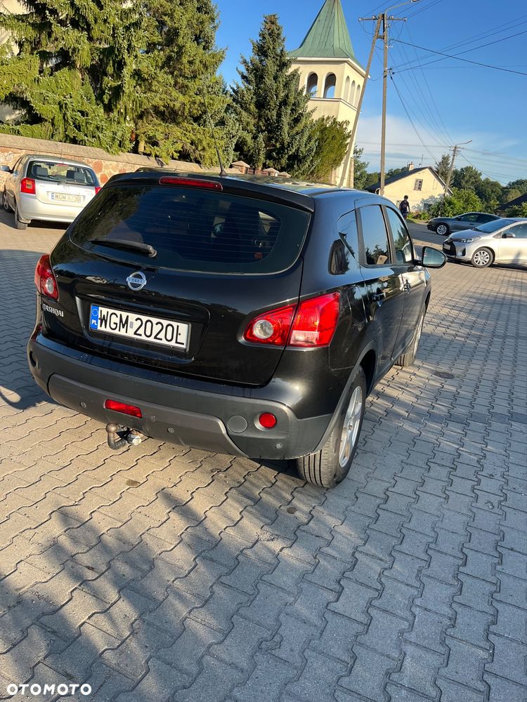 Nissan Qashqai 2.0 4x4 Tekna Premium - 4