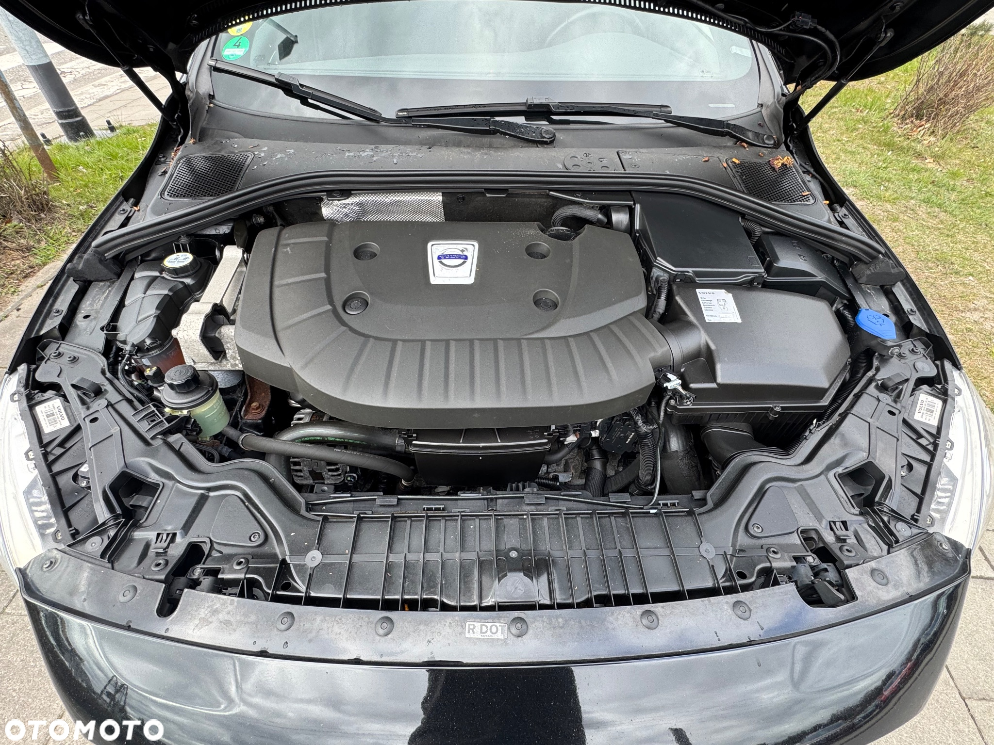 Volvo V60 D4 Momentum - 29