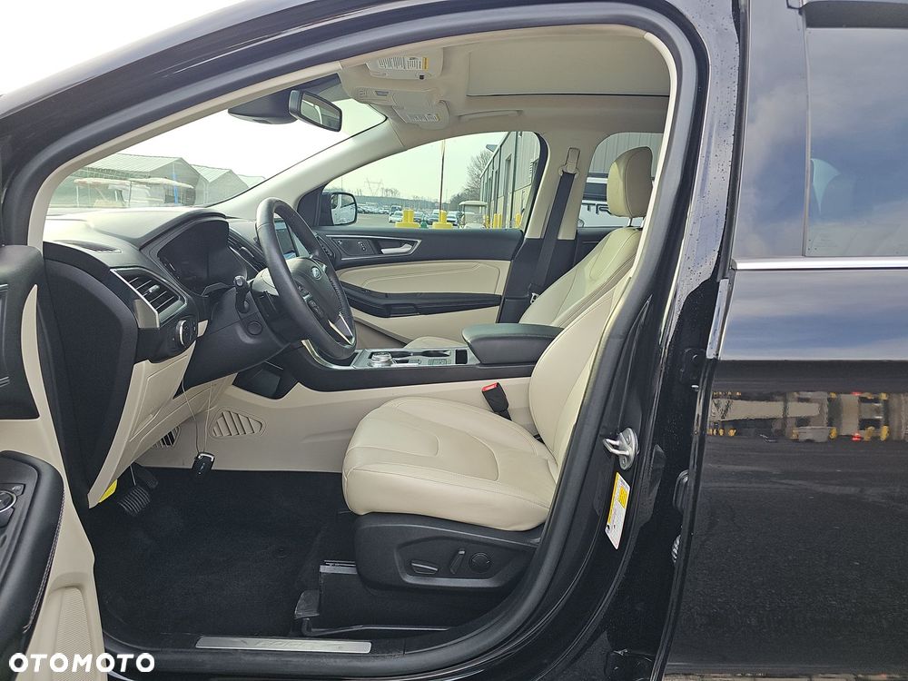 Ford Edge - 11