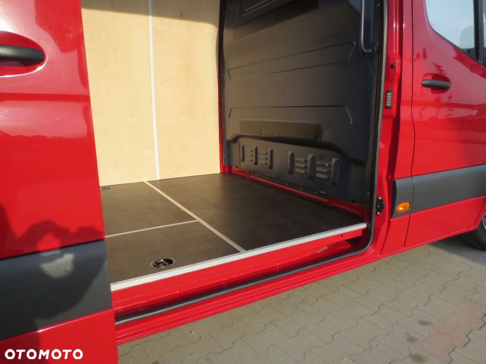Mercedes-Benz SPRINTER L2H2  SALON POLSKA NISKI PRZEBIEG - 33
