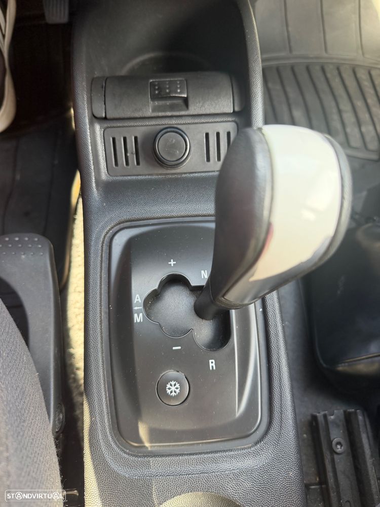 Opel Corsa 2003 photo 2