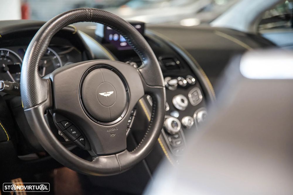 Aston Martin Vantage Roadster V12 S Sportshift 3 - 17
