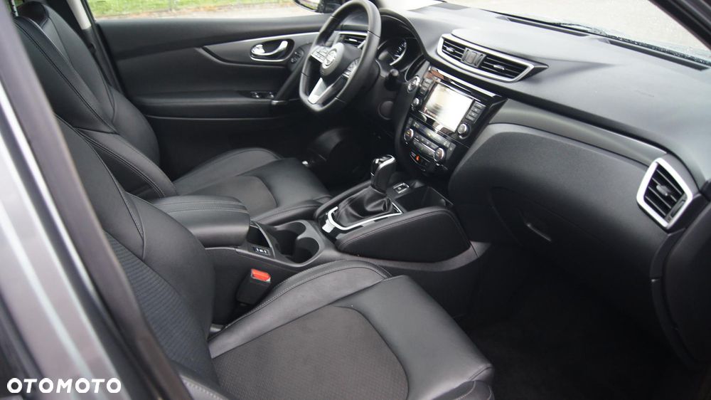 Nissan Qashqai 1.3 DIG-T Tekna+ DCT - 17