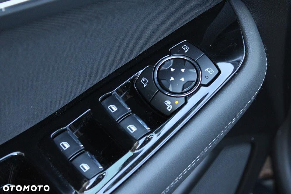 Ford S-Max - 7