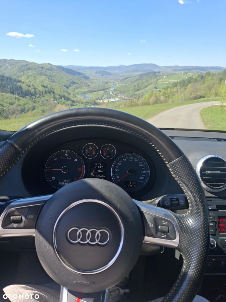 Audi A3 Cabrio 2.0 TDI DPF Attraction - 14
