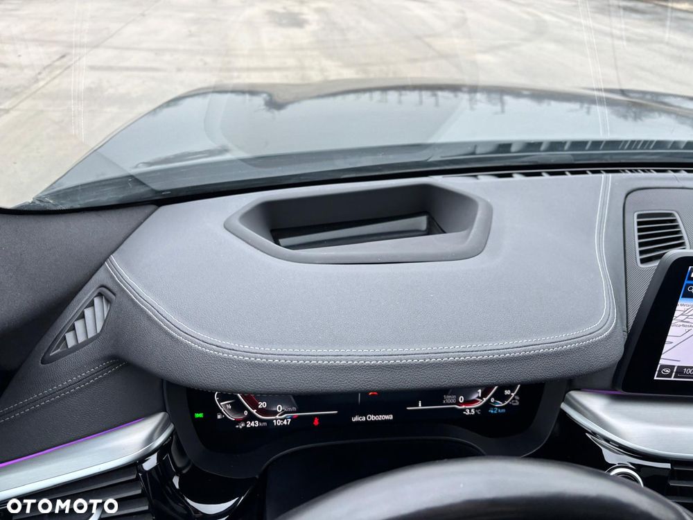 BMW Seria 5 530e M Sport sport - 33