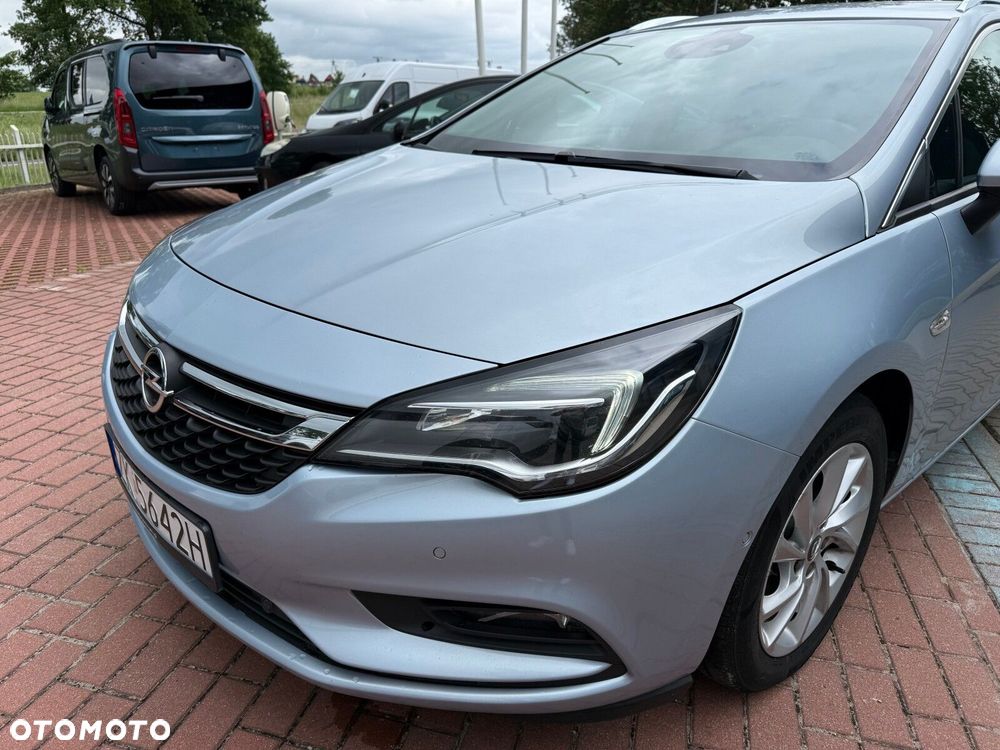 Opel Astra 1.6 T Dynamic S&S - 9