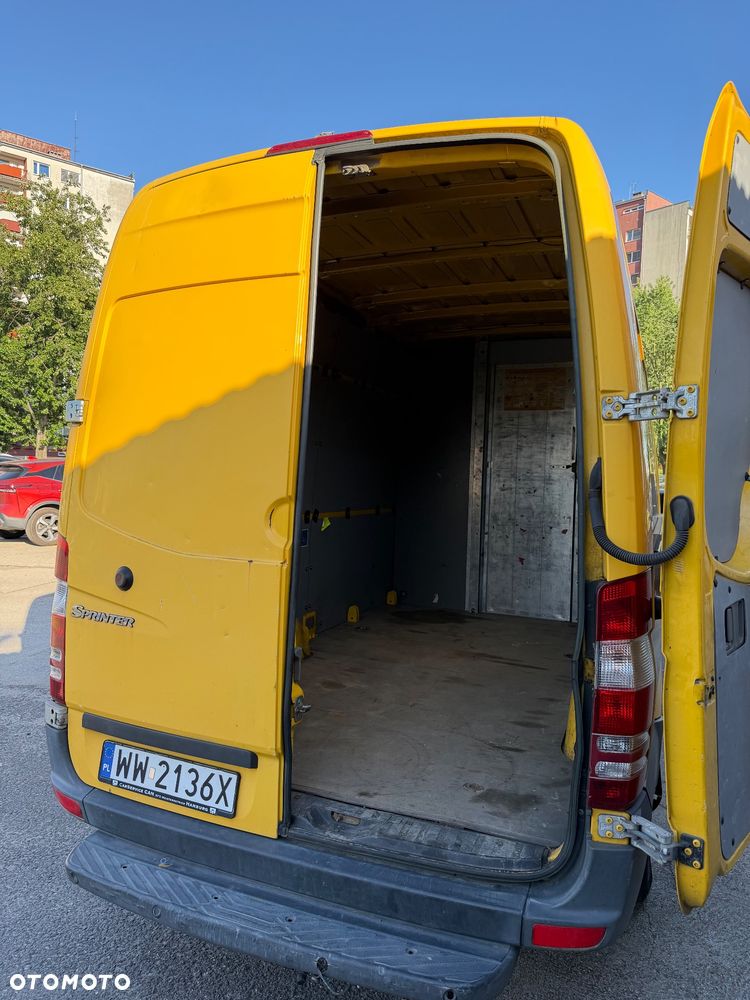 Mercedes-Benz Sprinter - 8