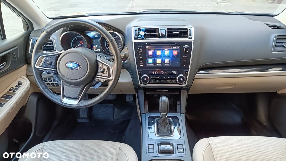 Subaru Outback 2.5i Exclusive - 10