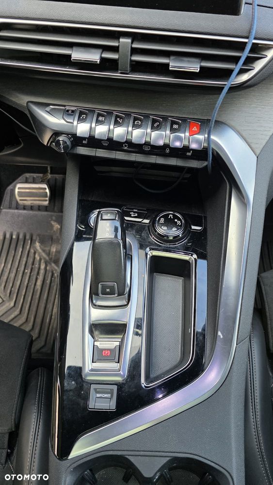 Peugeot 5008 - 13