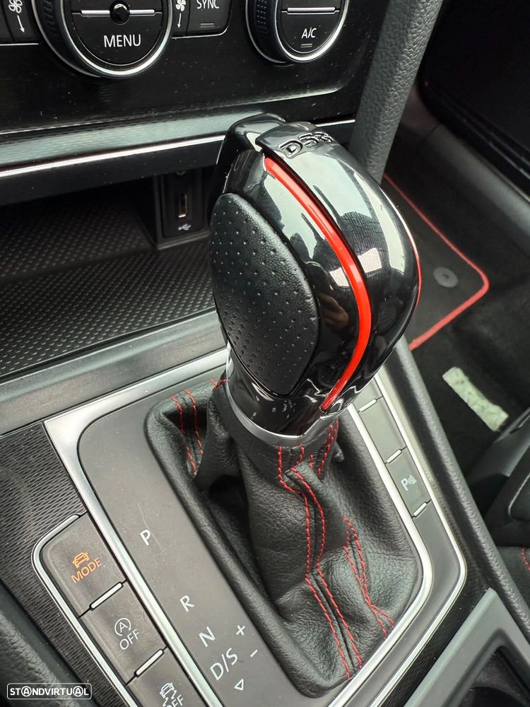 VW Golf 2.0 TSi GTi DSG Performance - 23