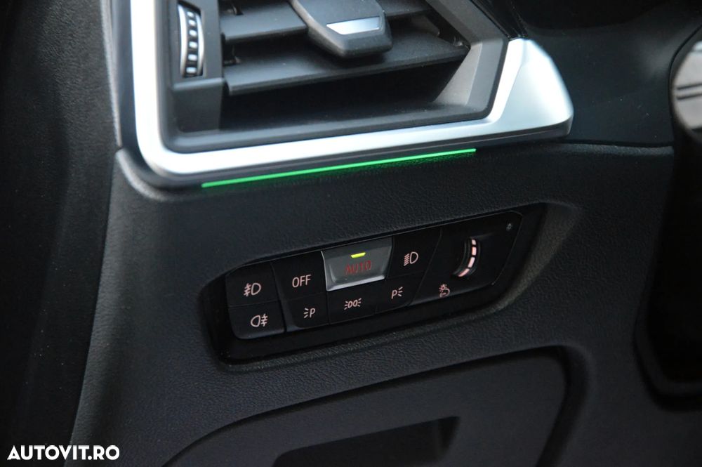 BMW Seria 3 318d Touring Aut. Advantage - 26