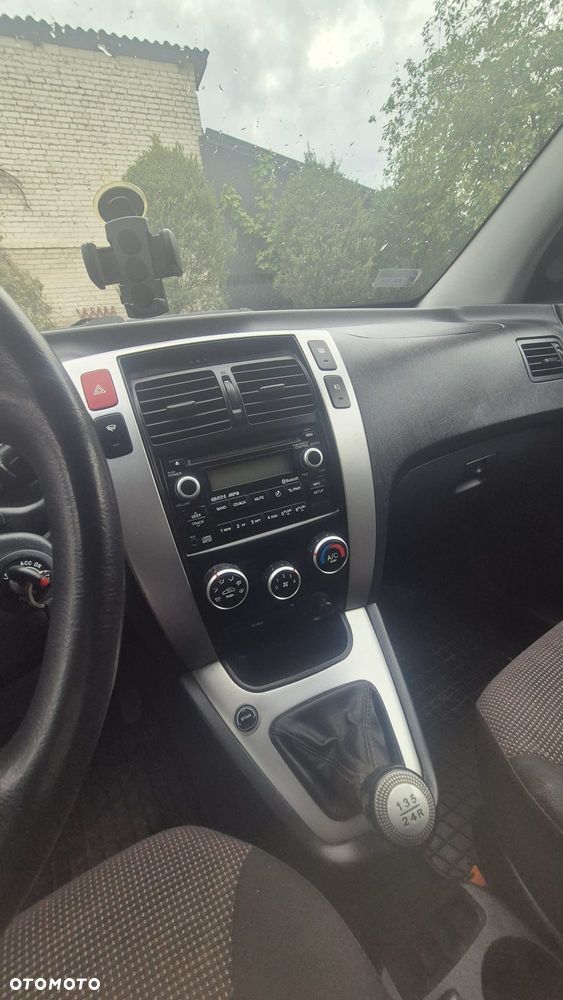 Hyundai Tucson 2.0 Comfort 2WD - 6