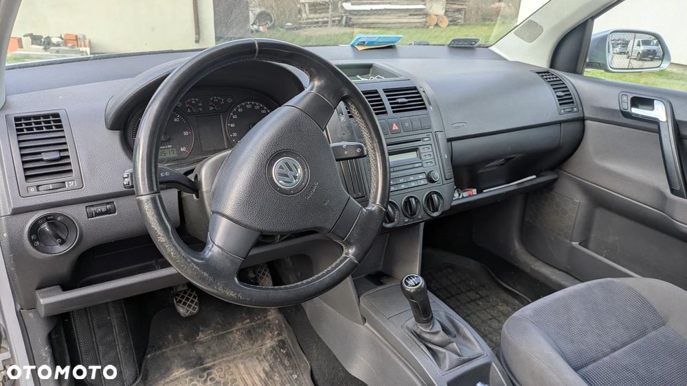 Volkswagen Polo 1.4 TDI Comfortline - 6