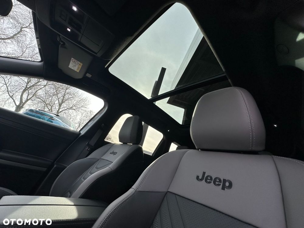 Jeep Compass - 11