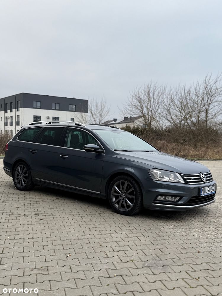 Volkswagen Passat 2.0 TDI DPF DSG 4Motion R-Line Edition Plus - 12