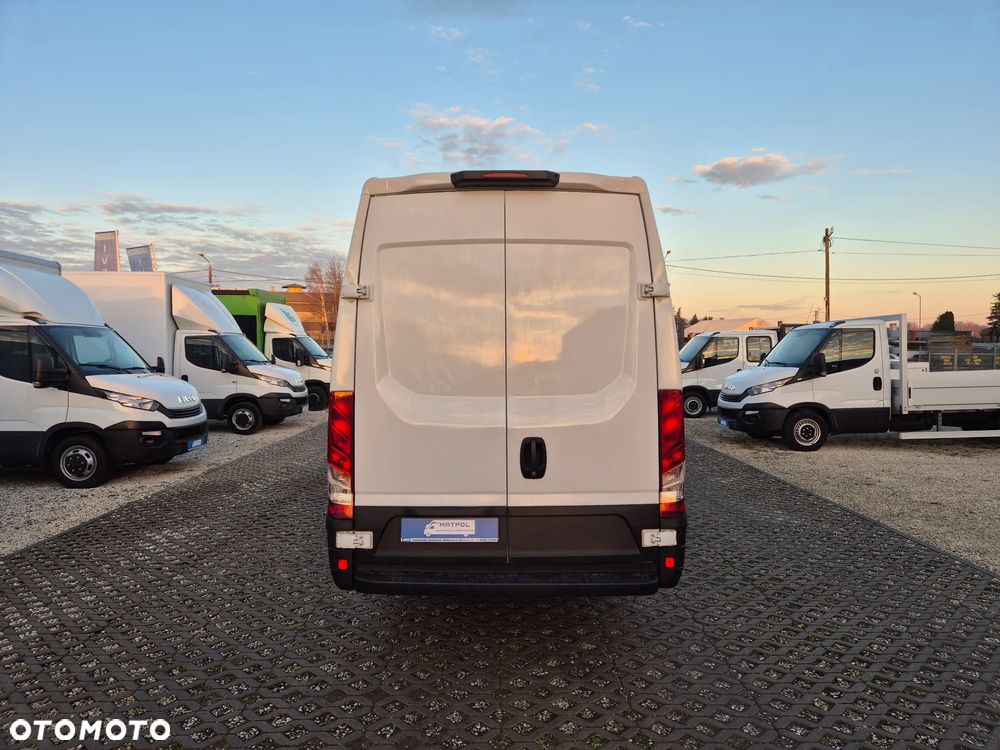 Iveco Daily 35S16 Hi-Matic L4H2, Brygadówka 7-os, MAXI blaszak - 8