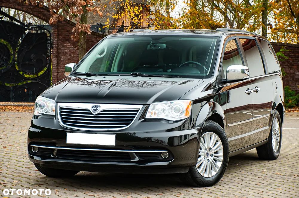 Lancia Voyager 3.6 Platinum - 7