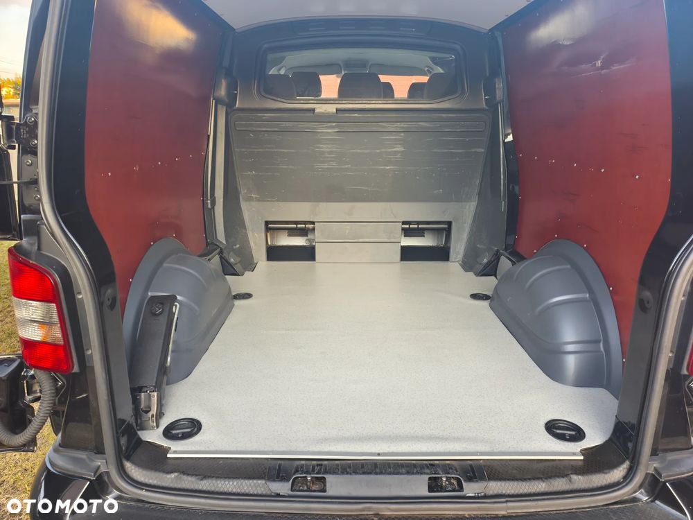 Volkswagen Transporter - 36