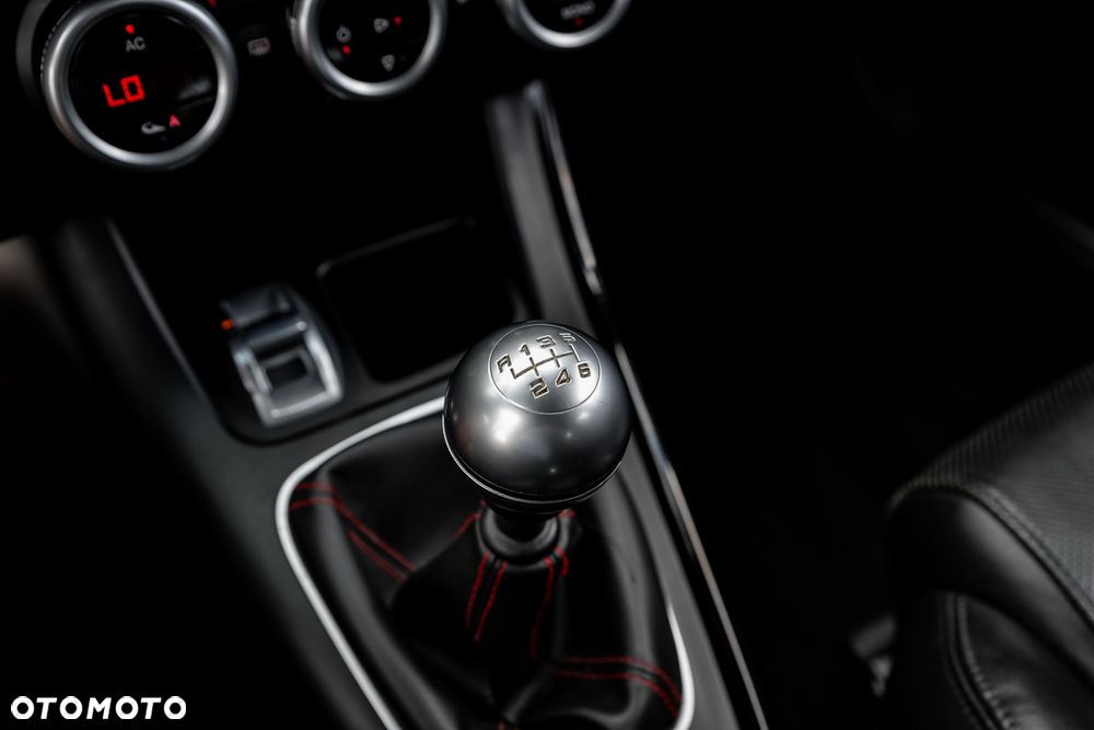Alfa Romeo Giulietta 1750 TBi Quadrifoglio Verde - 35
