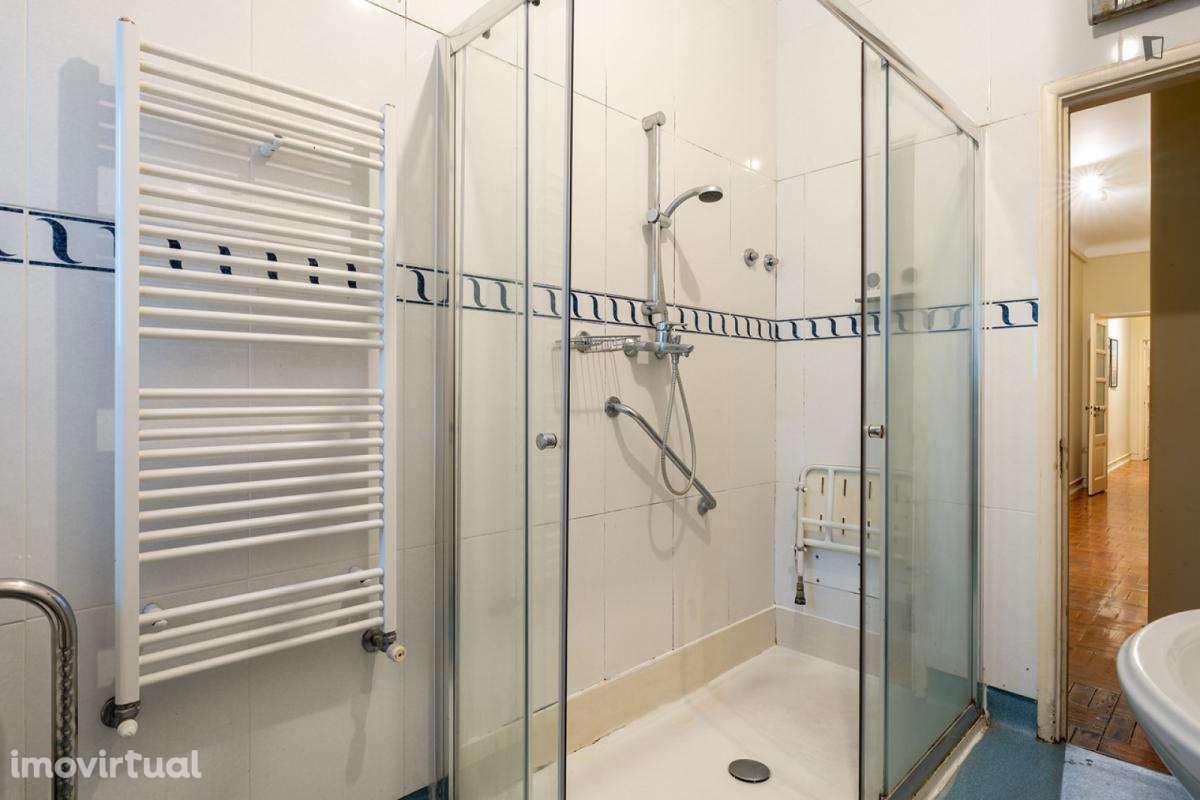 Quarto - localizado em Alvalade Lisbon - Grande imagem: 4/18