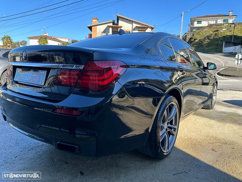 BMW 750 d xDrive Pack M - 35