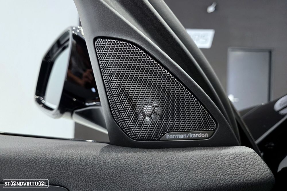 BMW M135i xDrive - 19