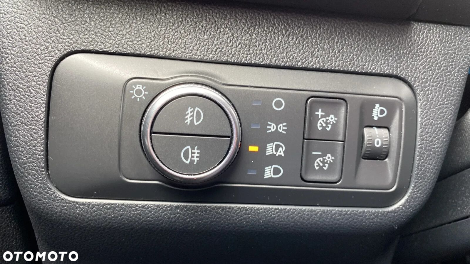 Ford Kuga - 22