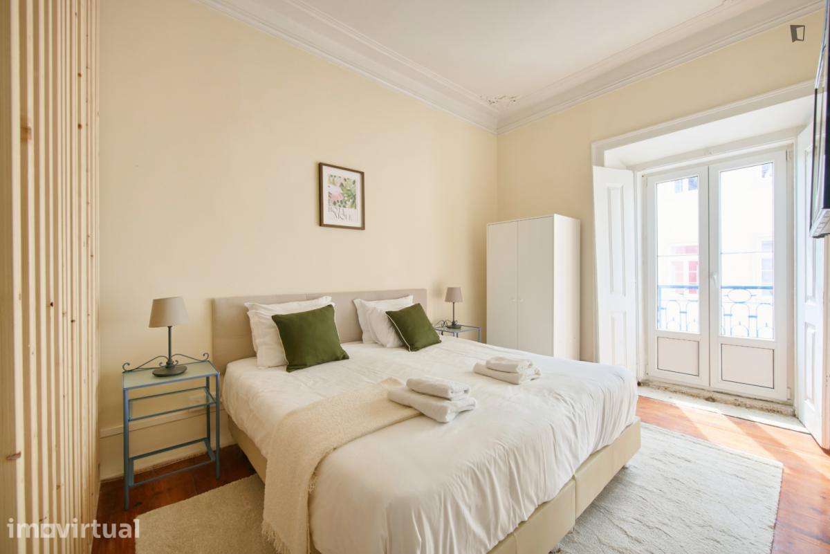 Quarto - localizado em Santos Lisbon - Grande imagem: 2/42