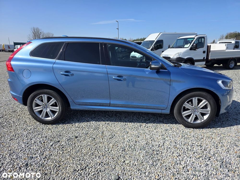 Volvo XC 60 D4 Geartronic Momentum - 6