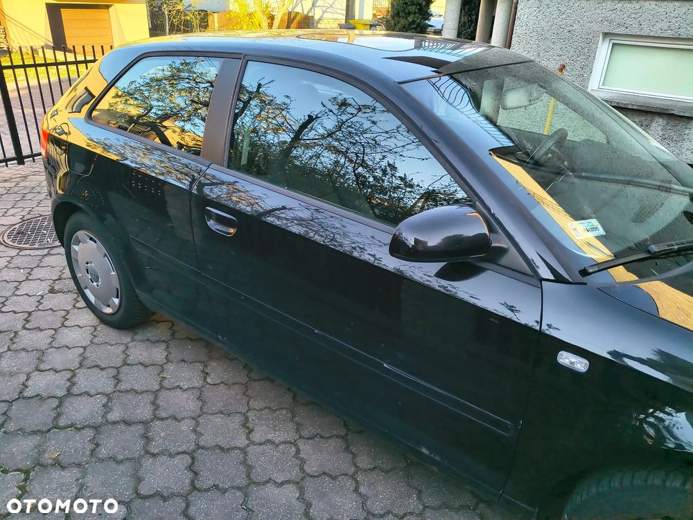 Audi A3 3-drzwiowe 1.6 Ambition - 5