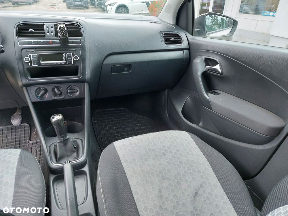Volkswagen Polo - 19
