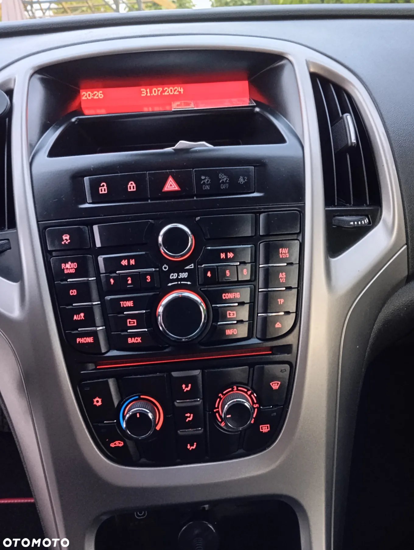 Opel Astra 1.4 Turbo Cosmo - 6