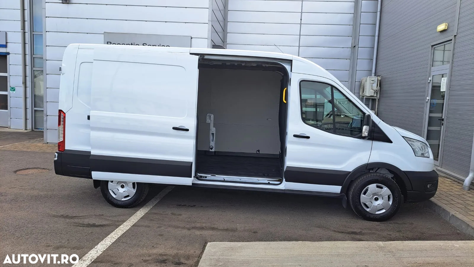 Ford NEW TRANSIT VAN L3H2 FWD - 9