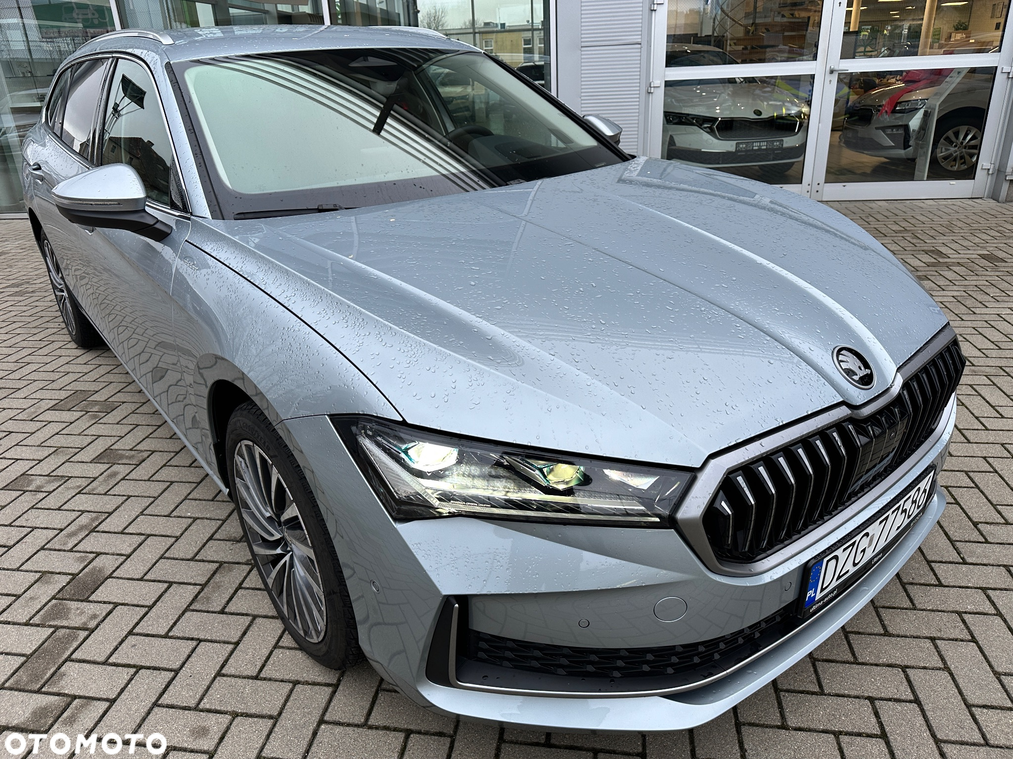 Skoda Superb 2.0 TDI SCR 4x4 L&K DSG - 11