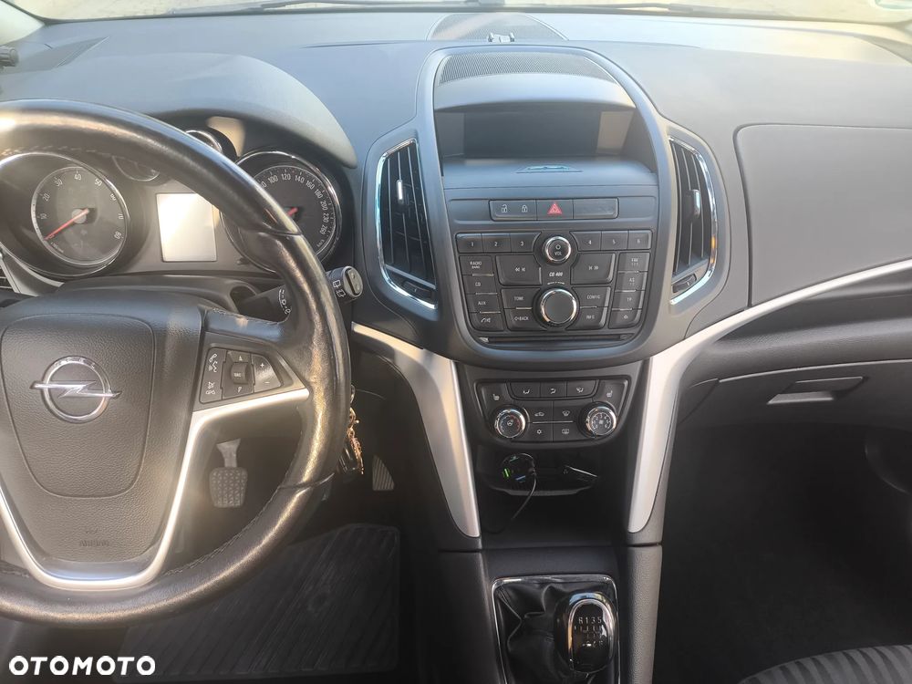 Opel Zafira 1.4 T Cosmo - 27