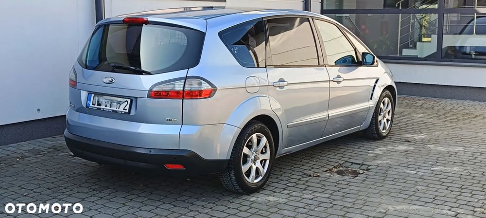 Ford S-Max - 15