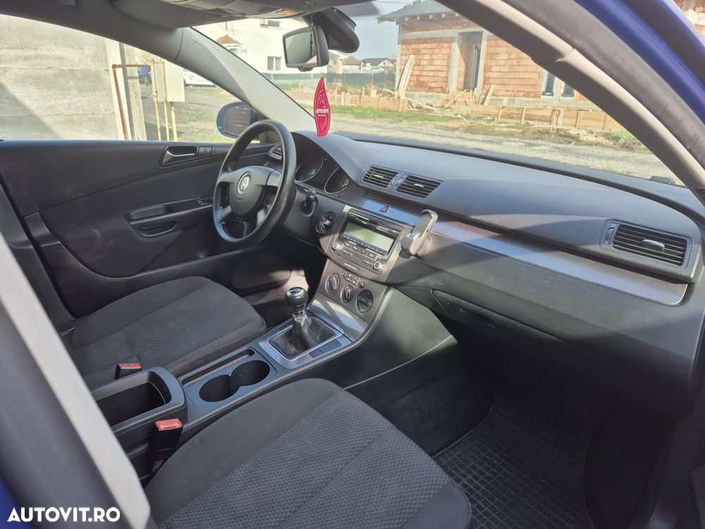 Volkswagen Passat 2.0TDI Trendline DPF - 2